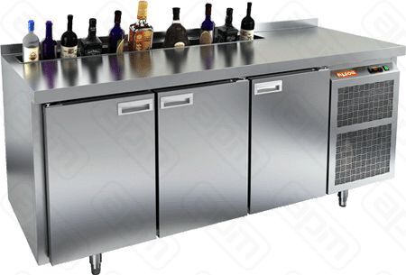 СТОЛ С ОХЛАЖДШКАФОМ HICOLD SN 111 HT V